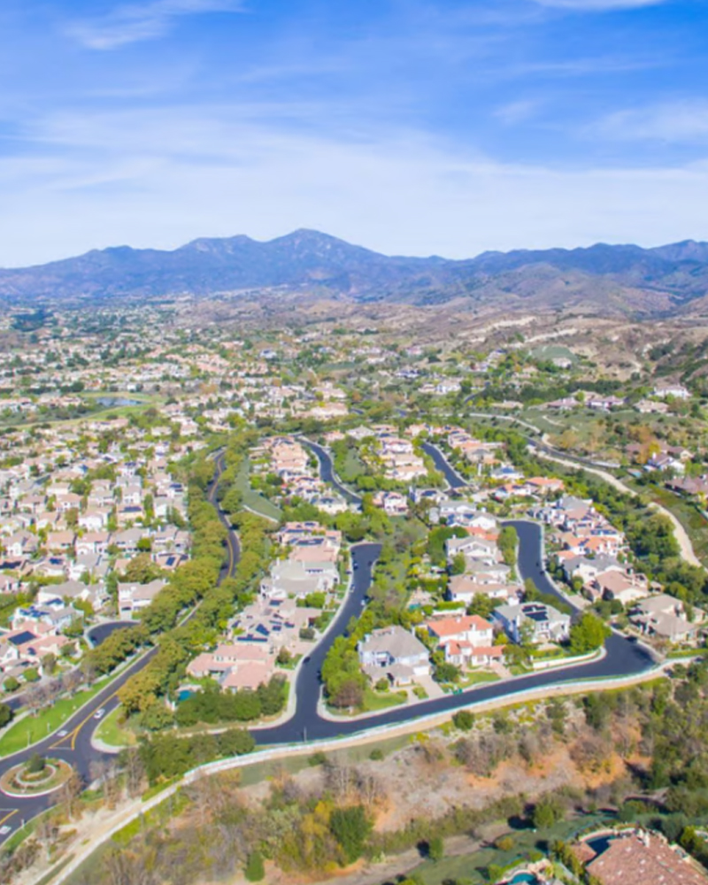 Luxury Living in Orange County: The Best Neighborhoods to Buy In
