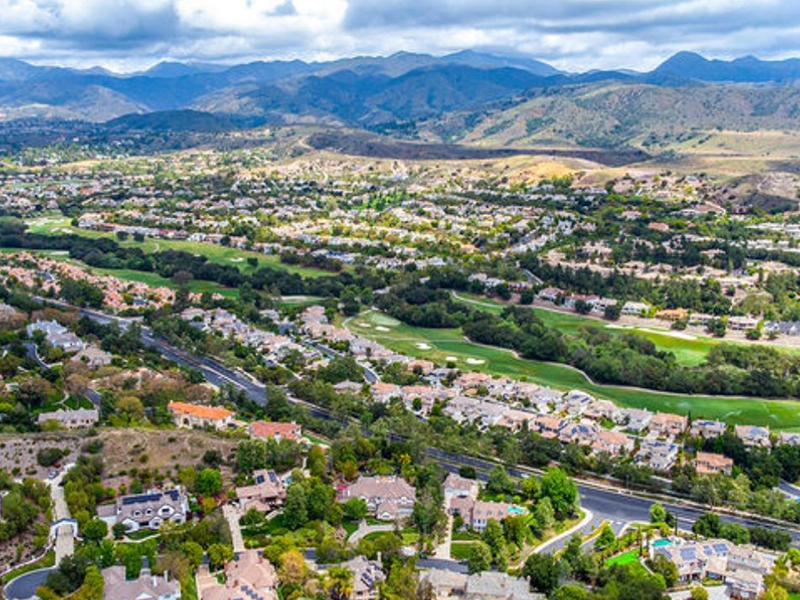Luxury Living in Orange County: The Best Neighborhoods to Buy In